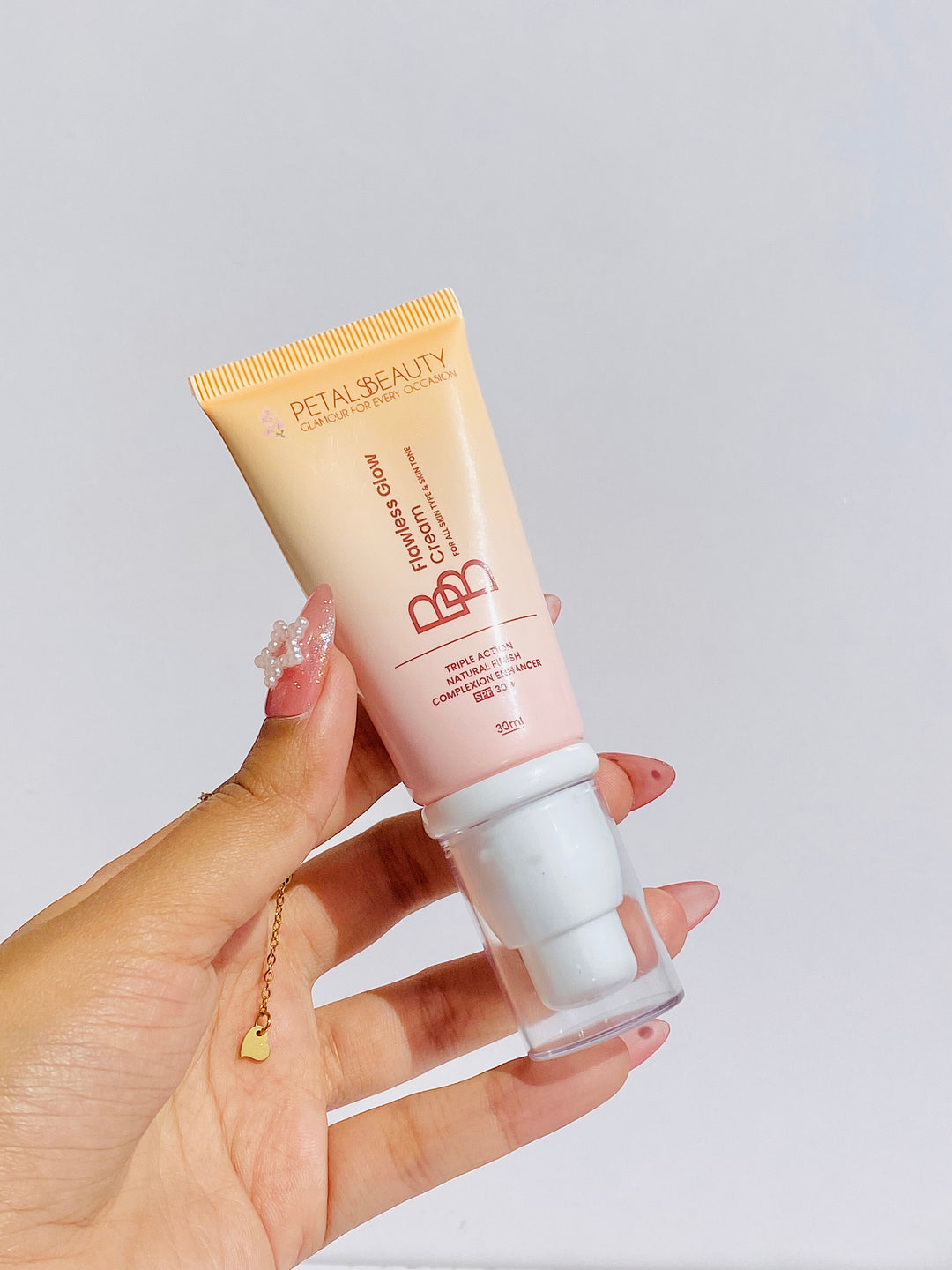 Flawless Glow BB Cream with SPF30+