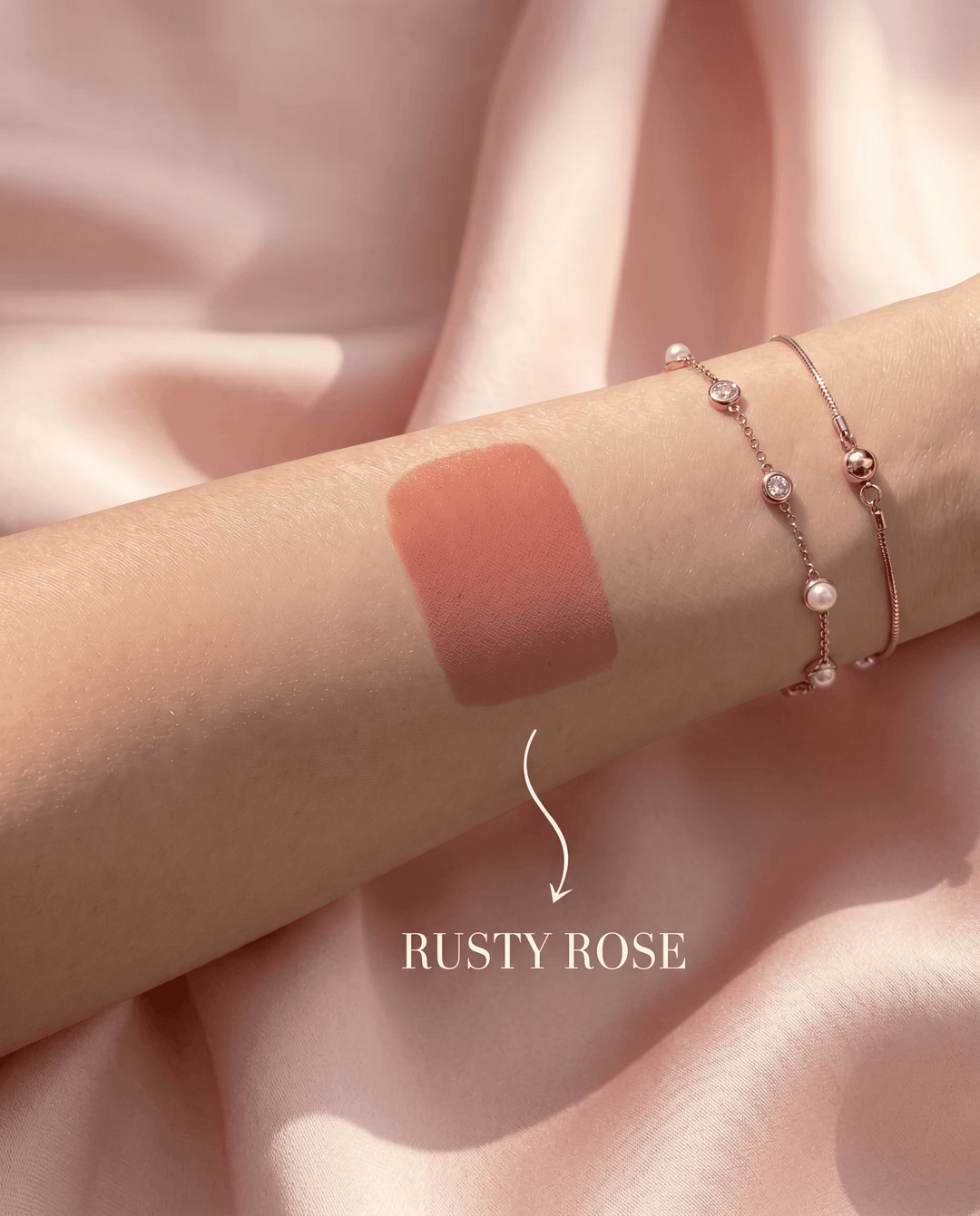 Rusty Rose liquid blush features: 5ml, buildable coverage, lightweight, for cheeks lips and eyes